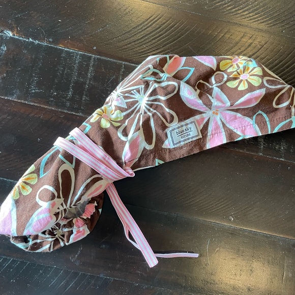 Blue Sky Pony Scrub Cap - Picture 1 of 1